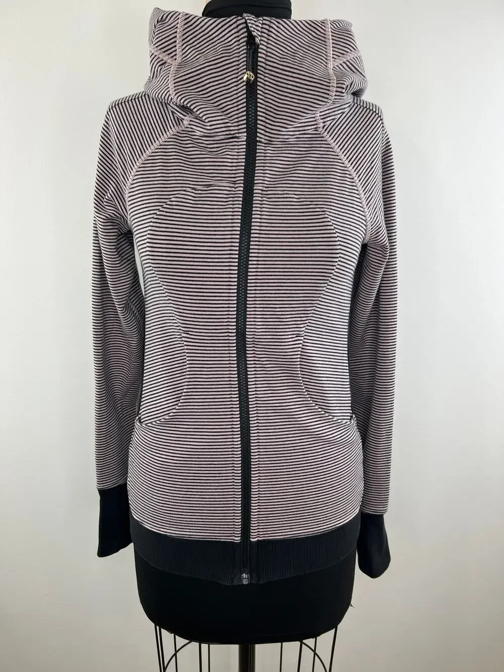Lululemon Run Go The Distance Pink Black Stripe Front Zip LS Scuba Hoodie 6 S M